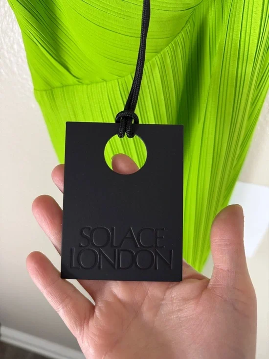 Solace London Adira Pleated Maxi Dress in Green - Picture 9 of 11